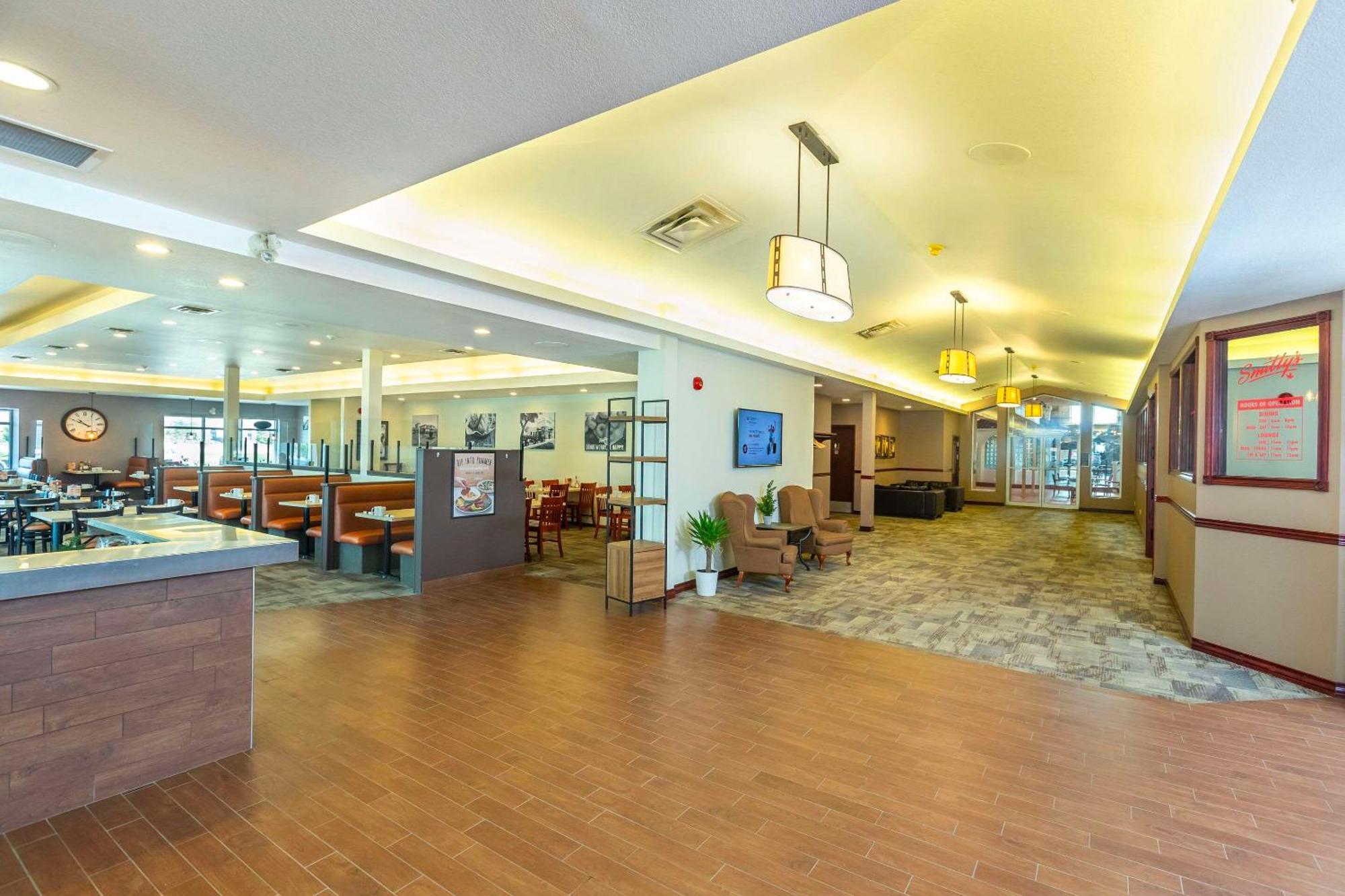 Quality Inn & Suites Winkler Exterior foto