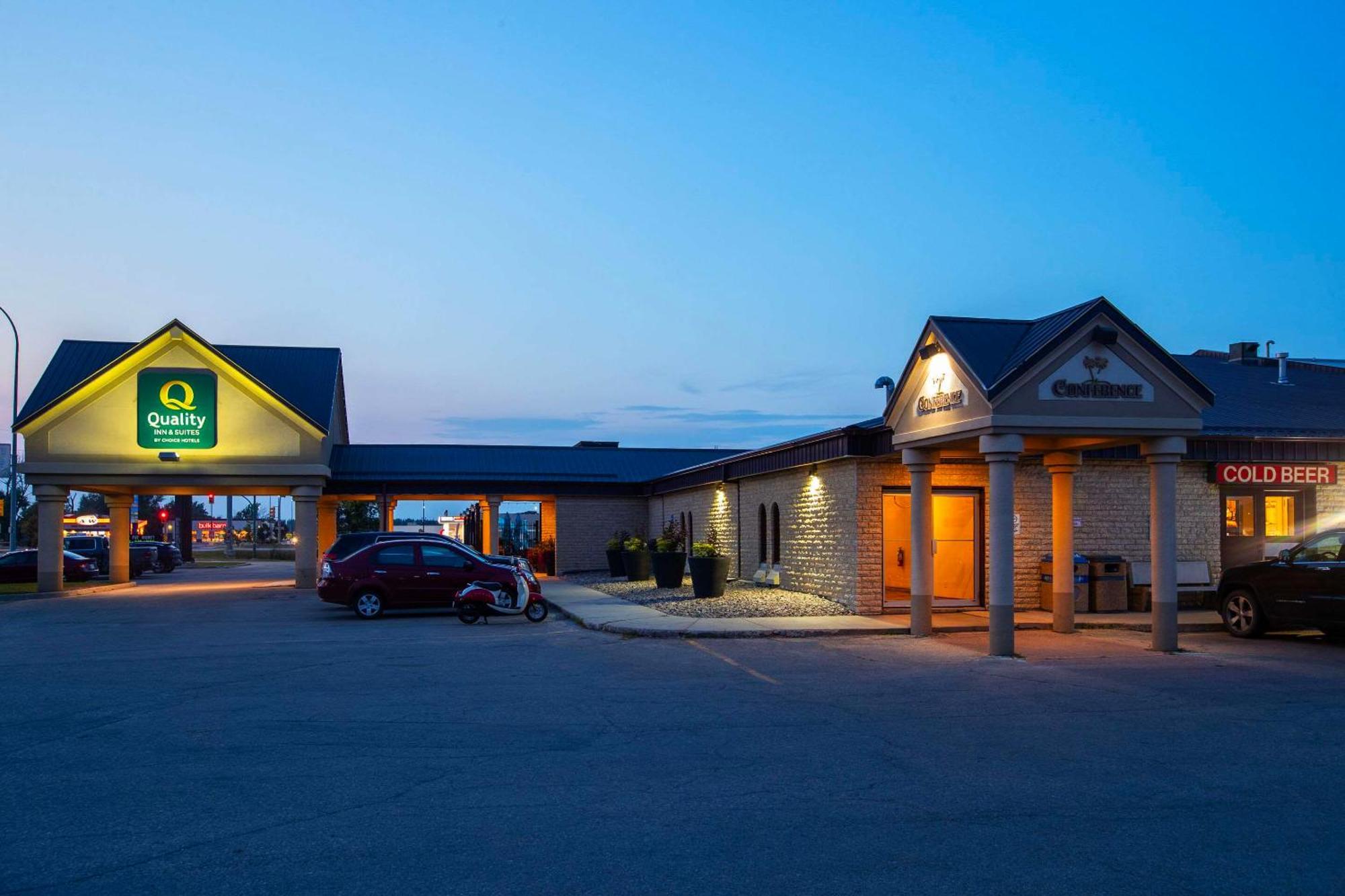 Quality Inn & Suites Winkler Exterior foto